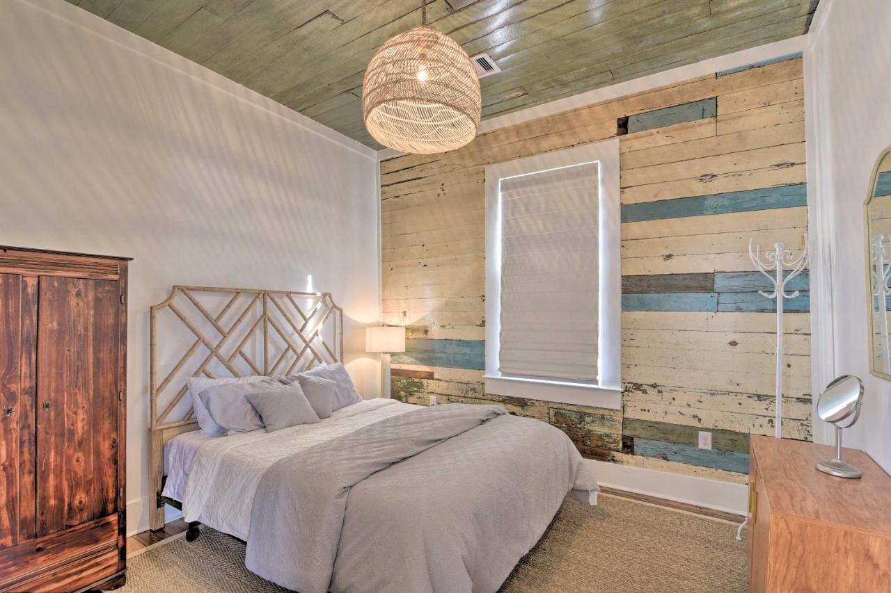 Bright Galveston Cottage Close To Beach And Strand Εξωτερικό φωτογραφία