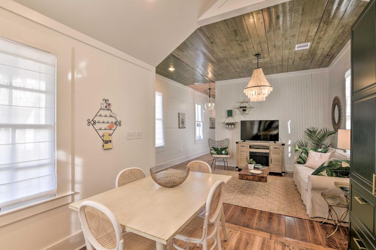 Bright Galveston Cottage Close To Beach And Strand Εξωτερικό φωτογραφία