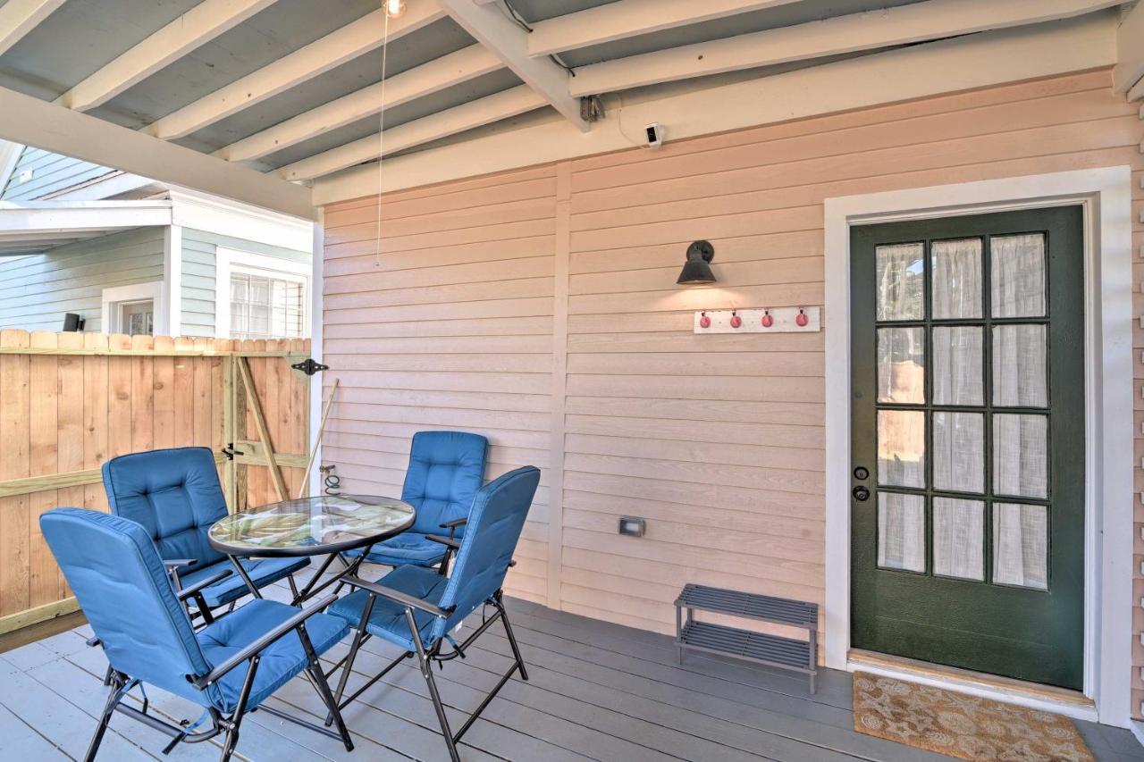 Bright Galveston Cottage Close To Beach And Strand Εξωτερικό φωτογραφία